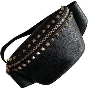 Valentino Rockstud Belt Bag Black Leather calfskin